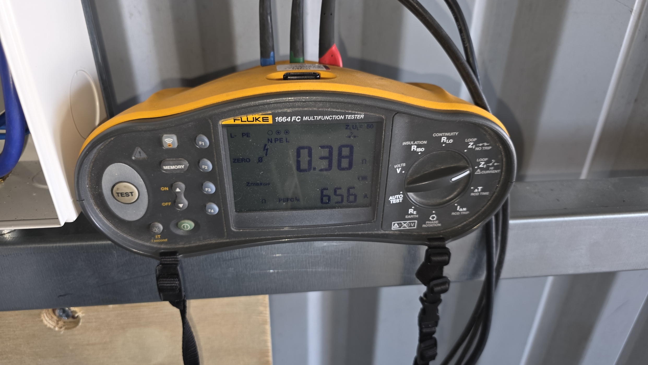 Fluke multifunction tester carrying out earth fault loop impedance testing during an EICR in Nuneaton