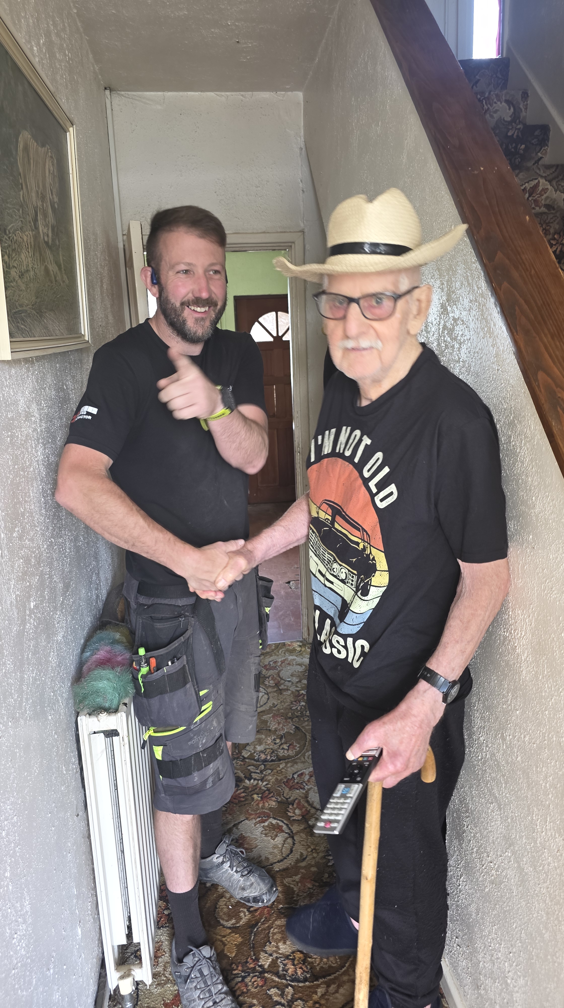 Emergency Electrician Nuneaton restoring power for 96-year-old customer after emergency consumer unit replacement